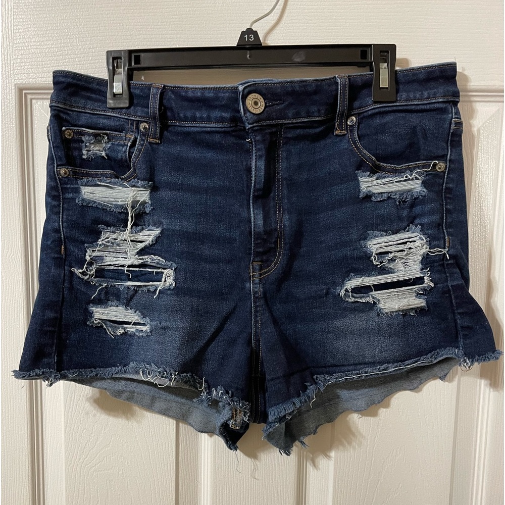 *SOLD* American Eagle high rise Shortie next level stretch shorts size 16